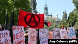 Демонстрация с участием активистов "Антифа"
