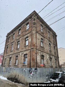 Shtëpia e Xhafer Devës në Mitrovicë të Jugut.