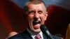 Bivši češki premijer Andrej Babiš na pozornici nakon pobjede na izborima 4. oktobra 2025.