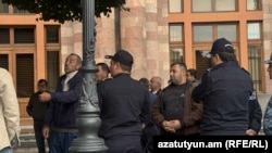 Ռուսաստան բեռներ փոխադրող մի խումբ վարորդներ կառավարության շենքի առջև ակցիա են իրականացնում, հոկտեմբերի 13,2025թ.