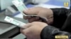 Россияне не справляются с долгами 